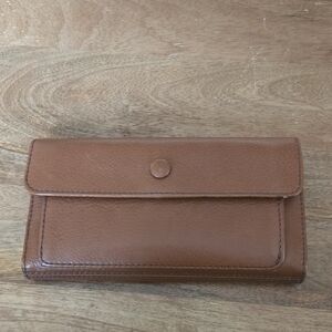 NWOT FOSSIL Flap Clutch
